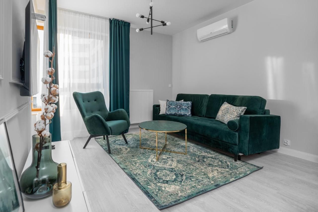 Nexthome Boutique Apartments - Klimatyzacja - Air Conditioning - New Warszawa Exteriör bild